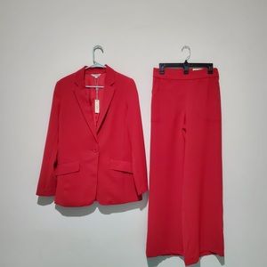 Max Studio woman suits. Size medium